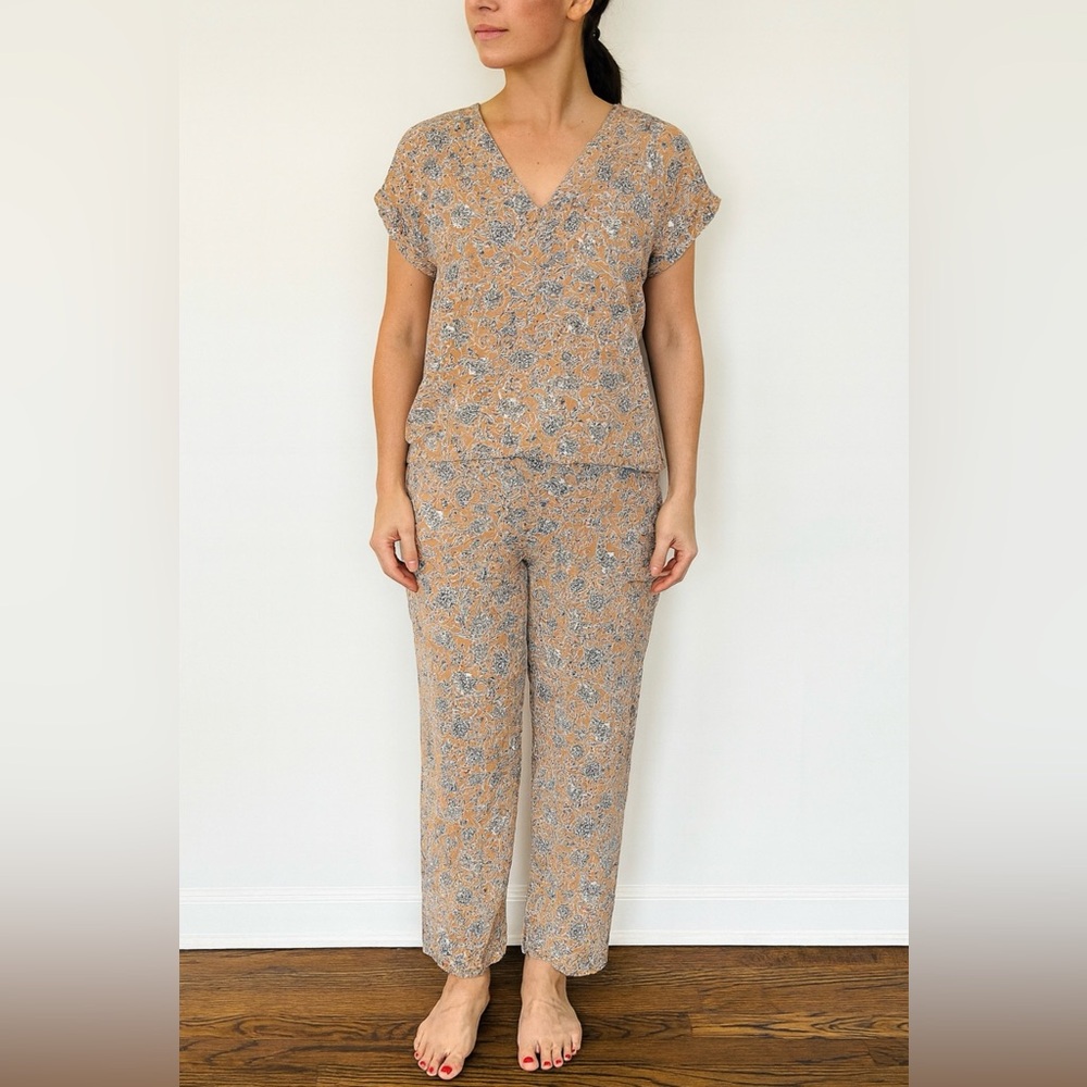 J. Jill Two-Piece Outfit Set Loungewear Size M Brown Paisley Floral Pattern Cozy